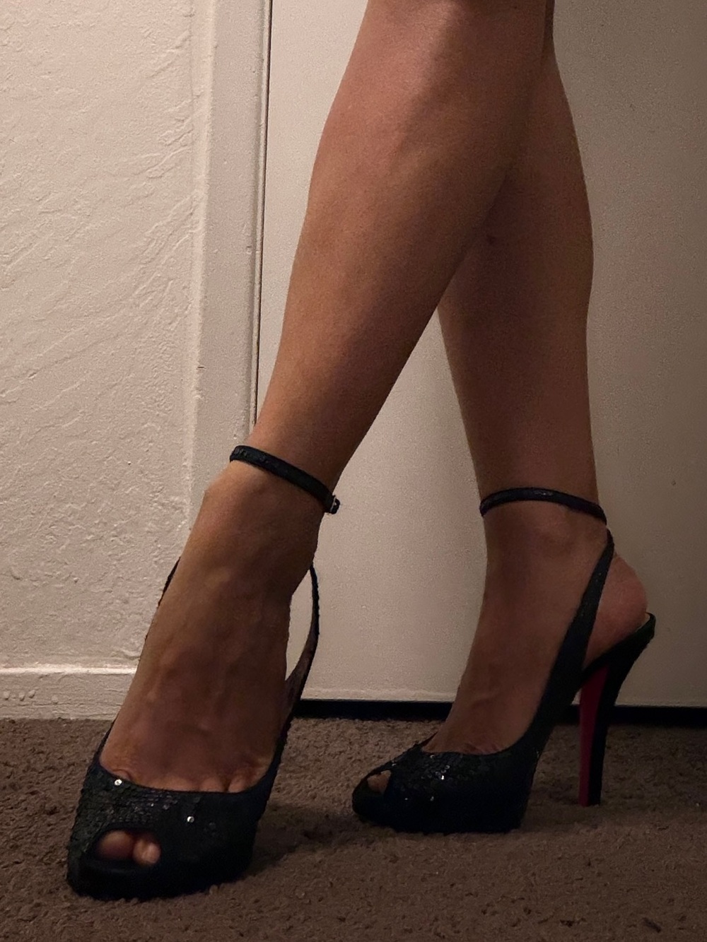Betsey Johnson Black Sequin Slingback Heels with Pink Accents - Picture 6 of 7